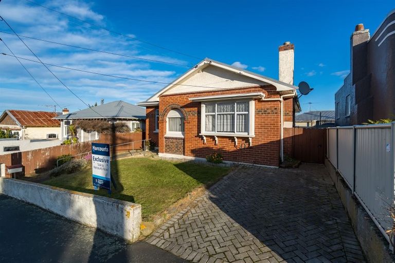 Photo of property in 4 Forbes Street, Balaclava, Dunedin, 9011