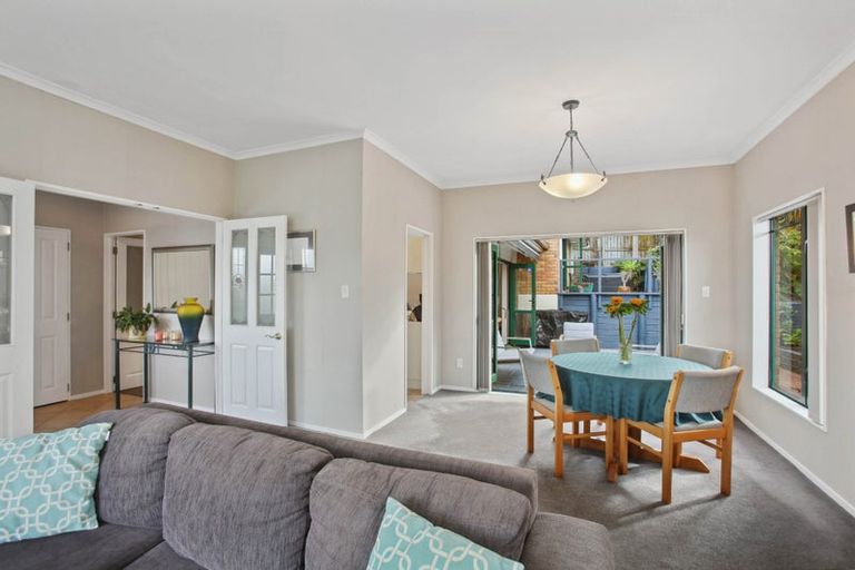 Photo of property in 5 Hoya Court, Henderson, Auckland, 0610