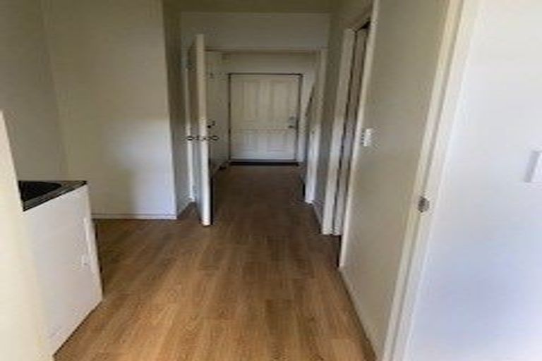 Photo of property in 55 Fairfield Avenue, Addington, Christchurch, 8024