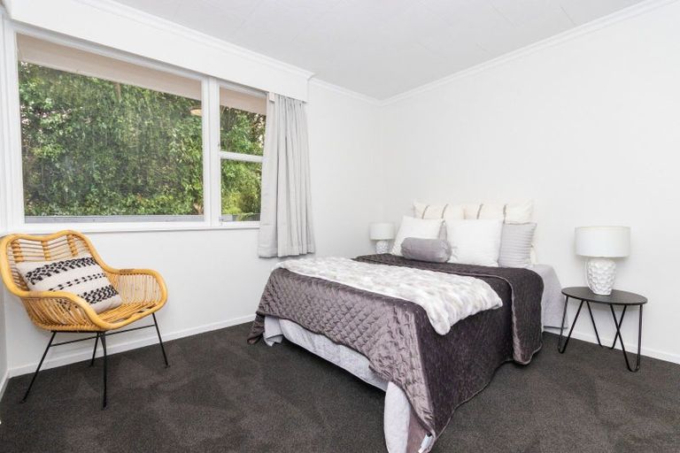 Photo of property in 95 Ruamahanga Crescent, Terrace End, Palmerston North, 4410