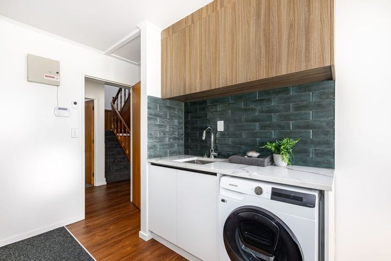 Photo of property in 271 Waterloo Road, Fairfield, Lower Hutt, 5011