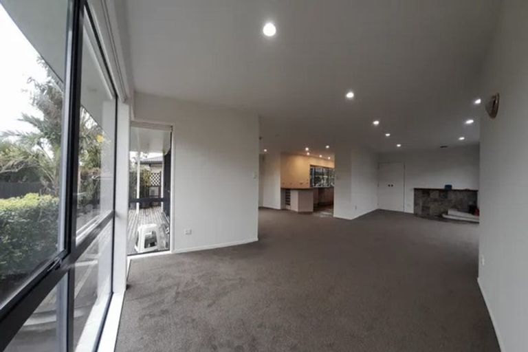 Photo of property in 301 Bucklands Beach Road, Bucklands Beach, Auckland, 2012