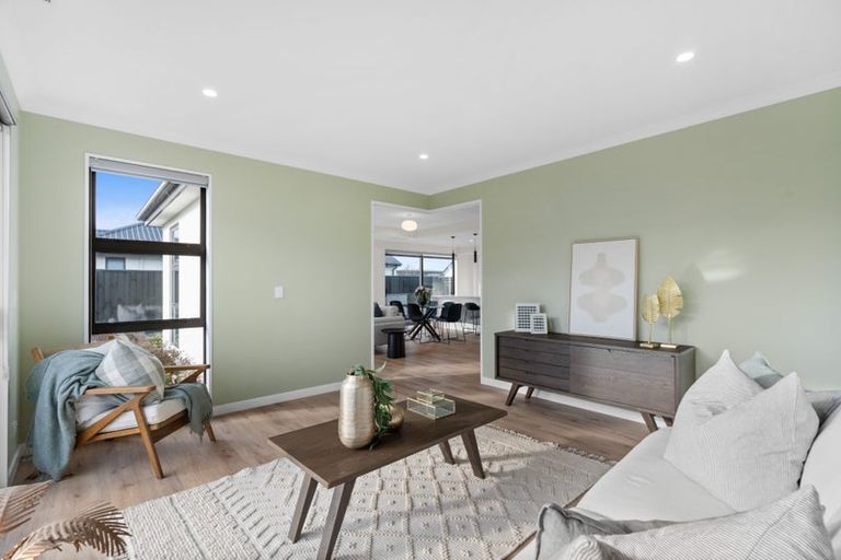 Photo of property in 10 Sorrel Gate, Halswell, Christchurch, 8025