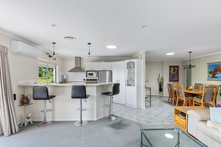 Photo of property in 41 Hammond Avenue, Hatfields Beach, Orewa, 0931