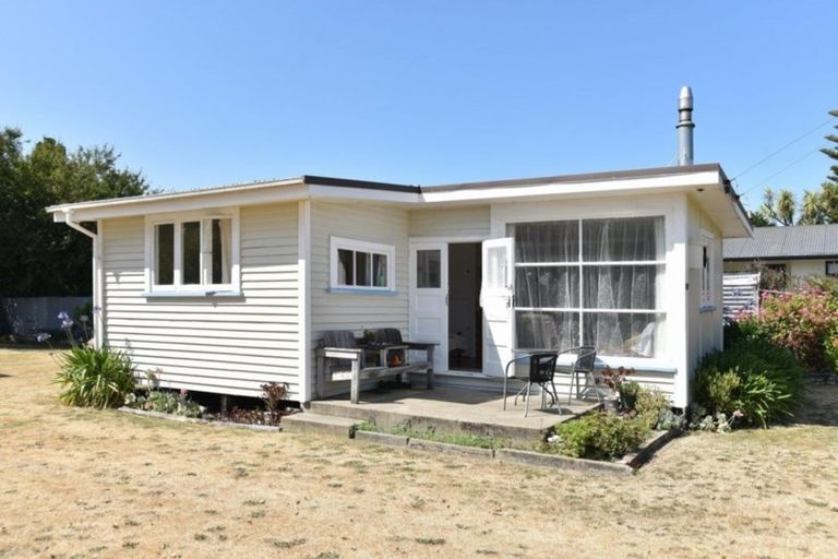 Photo of property in 19 Kowai Street, Leithfield, 7481