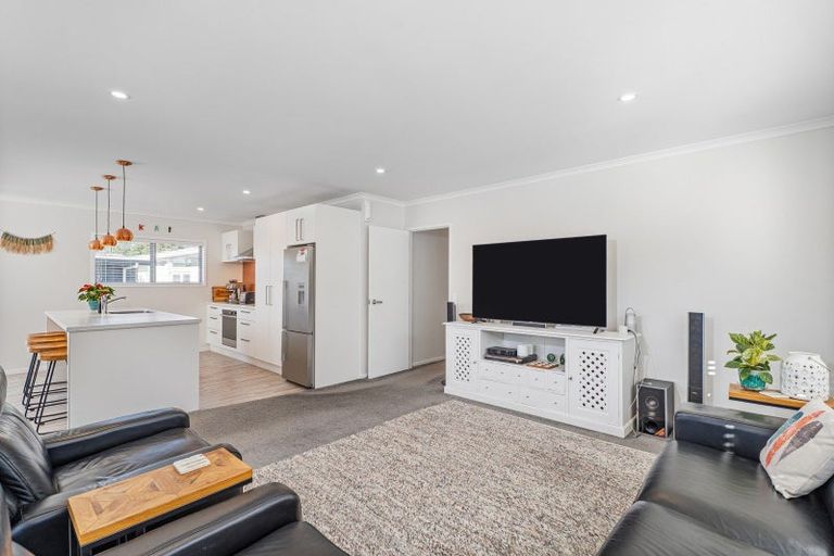 Photo of property in 10 Oceanair Drive, Pauanui, Hikuai, 3579