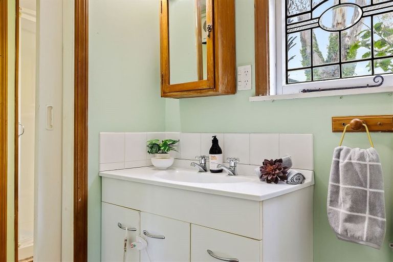 Photo of property in 87 Vagues Road, Northcote, Christchurch, 8052