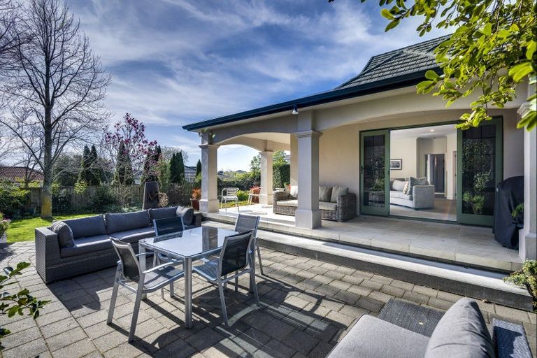 Photo of property in 6 Fulford Place, Havelock North, 4130