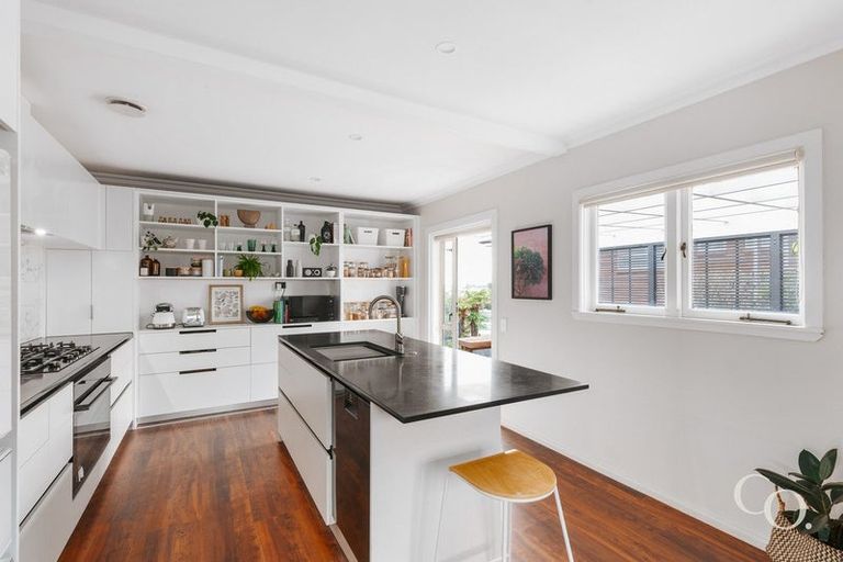 Photo of property in 49 Smiths Road, Matua, Tauranga, 3110