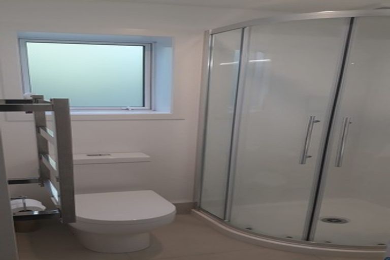 Photo of property in 3 Fordyce Avenue, Sunnyhills, Auckland, 2010