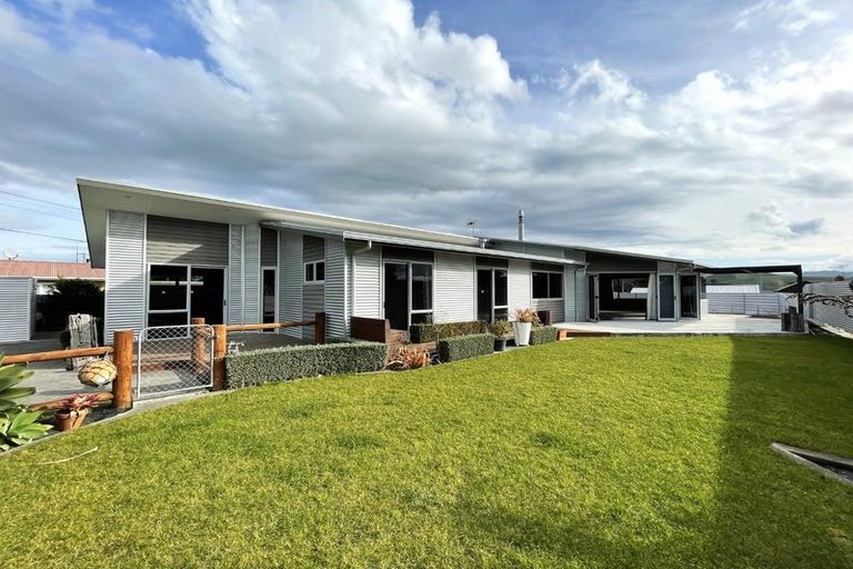 Photo of property in 444a Main North Road, Bay View, Napier, 4104