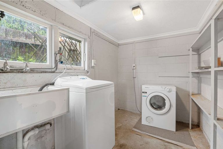 Photo of property in 1 Malcolm, Balclutha, 9230