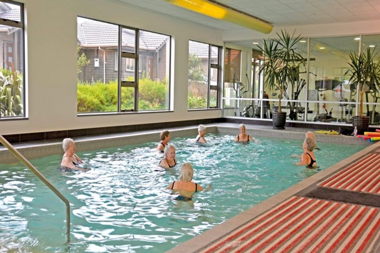 Photo of property in Whitby Lakes Village, Discovery Drive, Whitby, Porirua, 5024