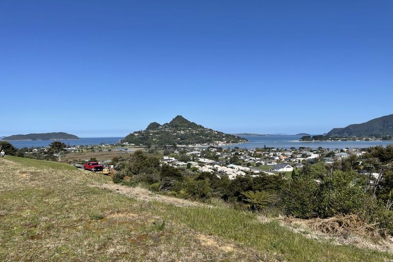 Photo of property in 6 Mason Rise, Tairua, 3508