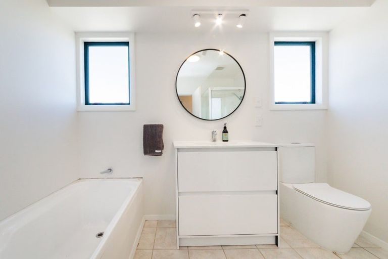 Photo of property in 152a South Street, Feilding, 4702