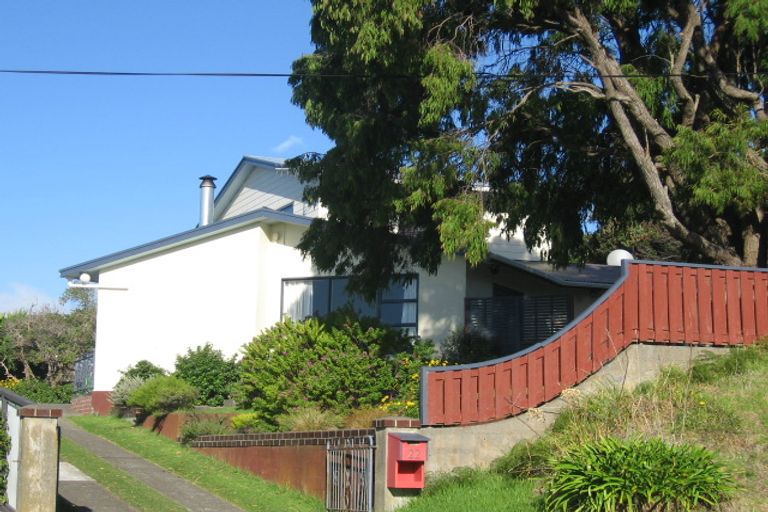 Photo of property in 22 Francis Road, Paraparaumu Beach, Paraparaumu, 5032
