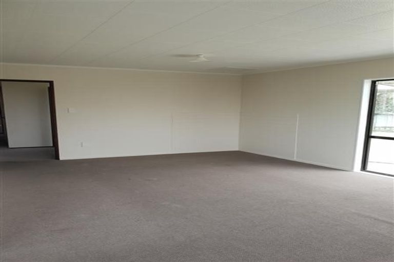 Photo of property in 290 Flaxmere Avenue, Flaxmere, Hastings, 4120