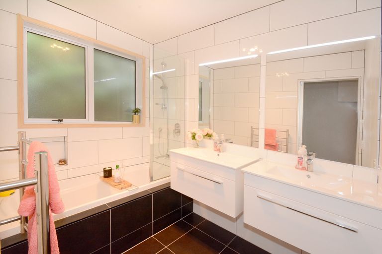 Photo of property in 3 Benfell Street, Green Island, Dunedin, 9018