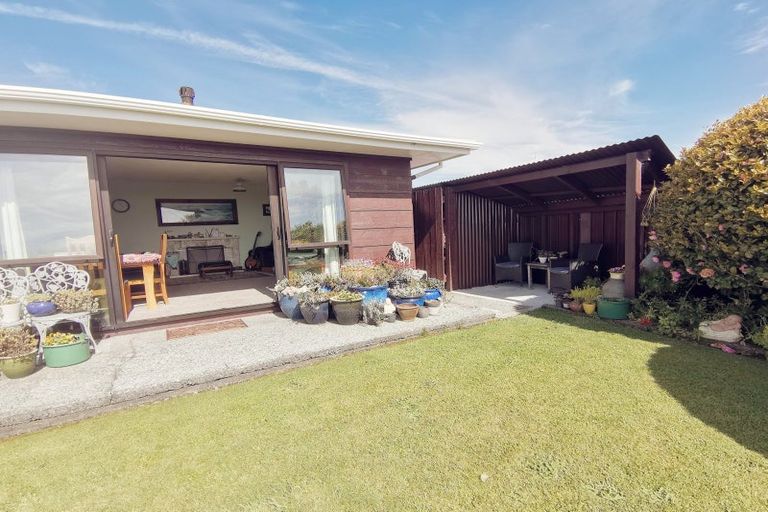 Photo of property in 2 Whitcombe Terrace, Hokitika, 7810