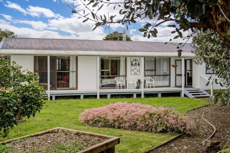 Photo of property in 93 Settlers Way, Okaihau, 0475