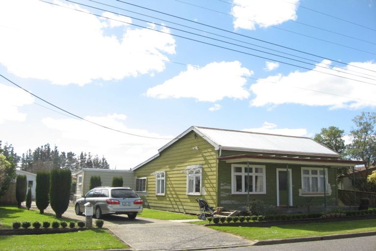 Photo of property in 4 Flower Street, Bulls, 4818