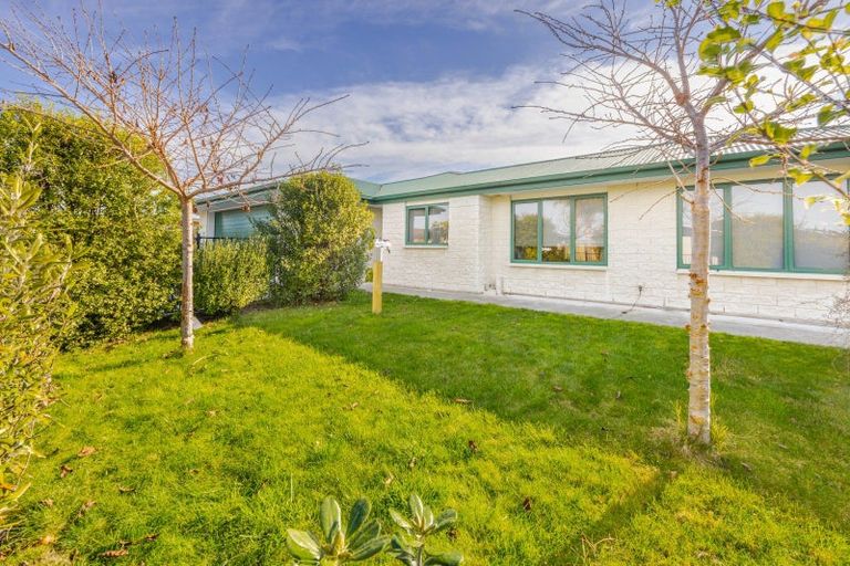 Photo of property in 7 Gregory Grove, Clive, 4102