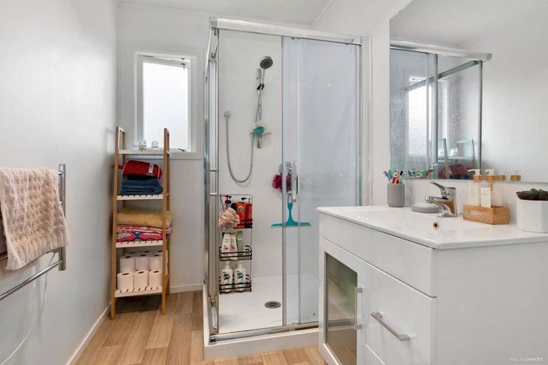 Photo of property in 25 President Avenue, Papakura, 2110