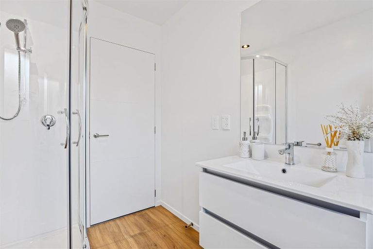 Photo of property in 40 Crossley Avenue, Woodend, 7610