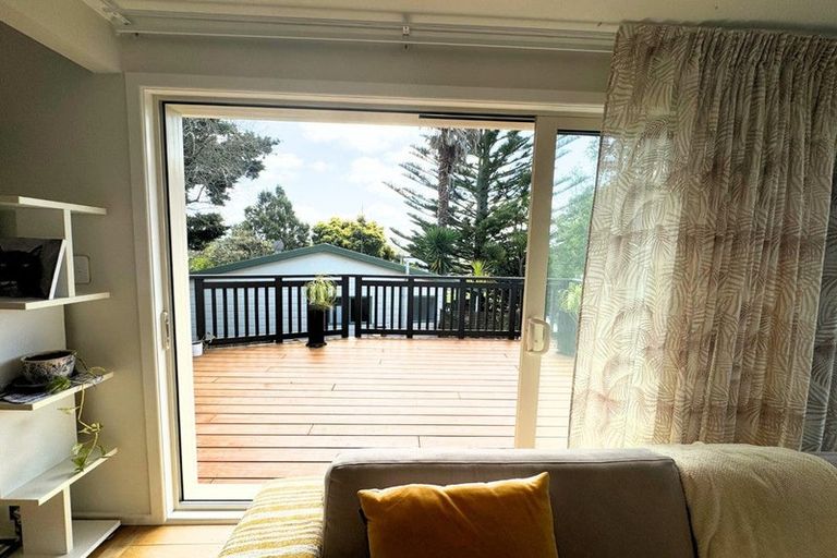 Photo of property in 185 Waimumu Road, Massey, Auckland, 0614