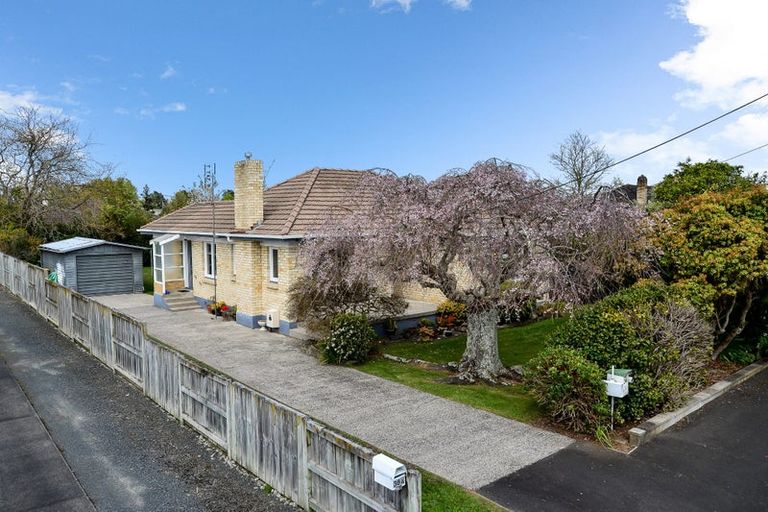 Photo of property in 36 Oxford Street, Fairfield, Hamilton, 3214