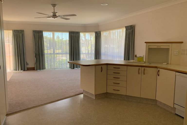 Photo of property in 116 Santa Monica Drive, Papamoa Beach, Papamoa, 3118