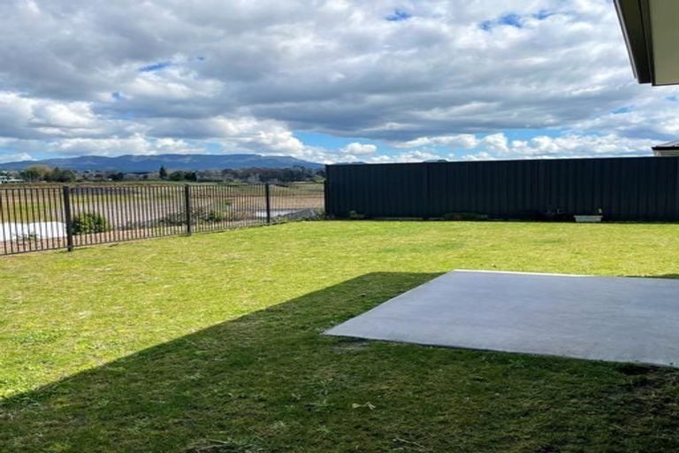 Photo of property in 25 Pioneer Crescent, Omokoroa, 3114