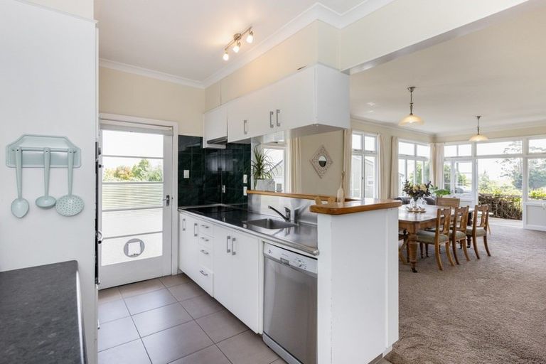 Photo of property in 5 Lighthouse Road, Bluff Hill, Napier, 4110