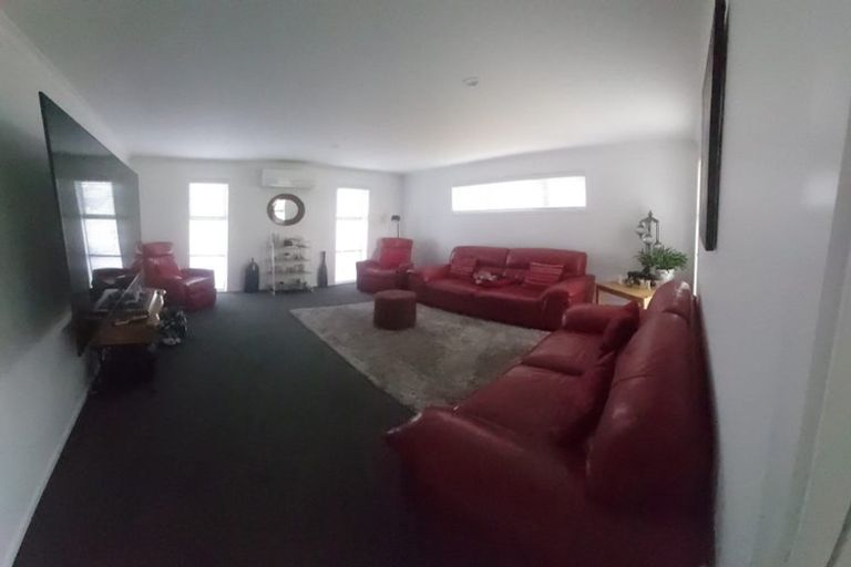 Photo of property in 18 Rock Ridge Drive, Te Kamo, Whangarei, 0112