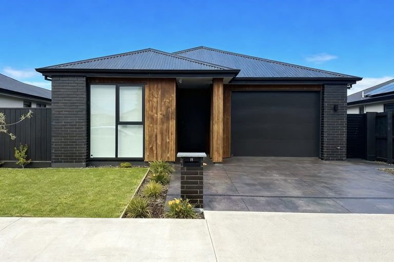 Photo of property in 73 Ashurst Crescent, Rolleston, 7615