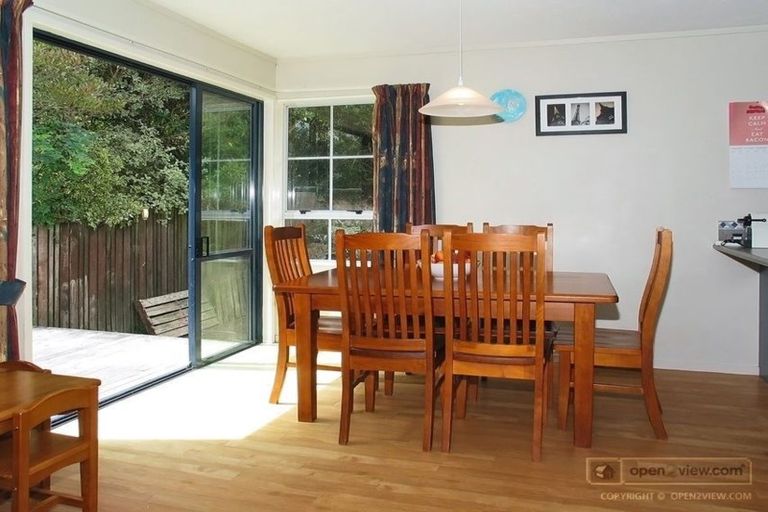 Photo of property in 16 Stonefield Place, Johnsonville, Wellington, 6037