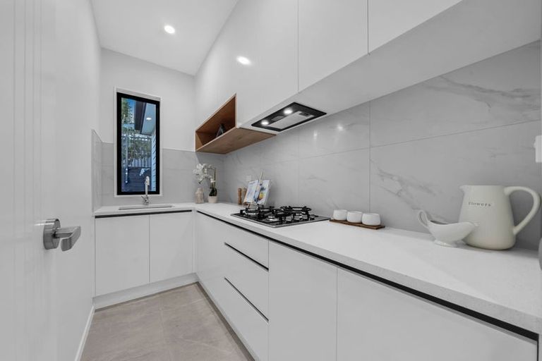 Photo of property in 14 Rongoa Maori Way, Pukekohe, 2120