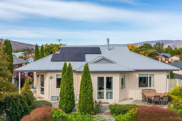 Photo of property in 5 Melmore Terrace, Cromwell, 9310