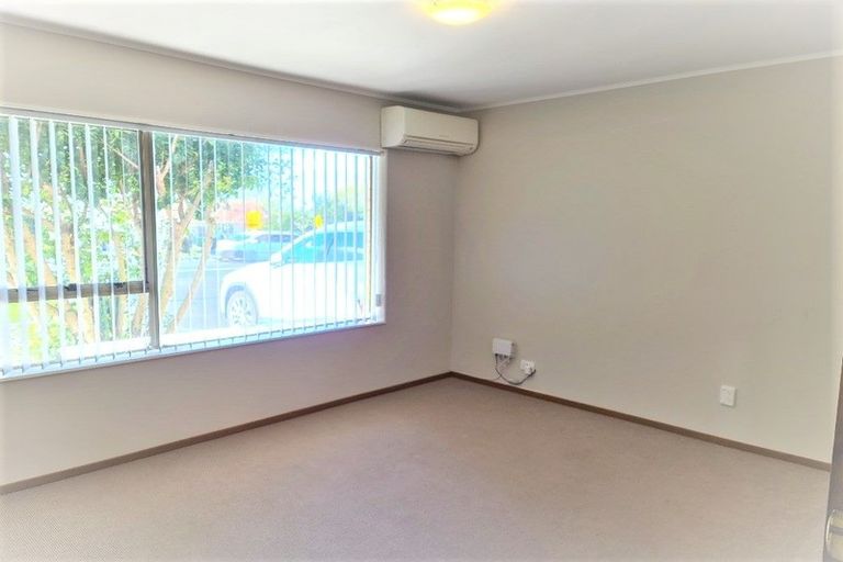 Photo of property in 57 Austin Road, Dairy Flat, Albany, 0794