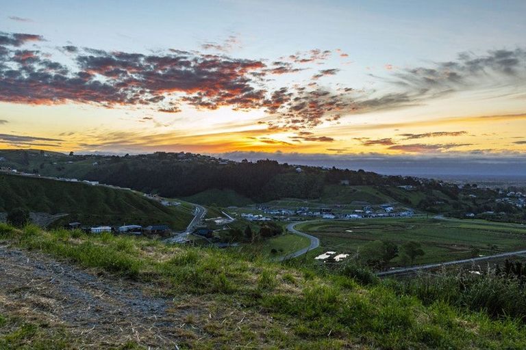 Photo of property in 7 Halcyon Way, Cashmere, Christchurch, 8022