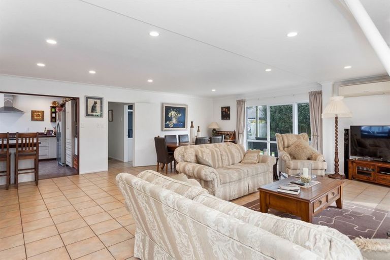 Photo of property in 4 Marlin Drive, Coastlands, Whakatane, 3120