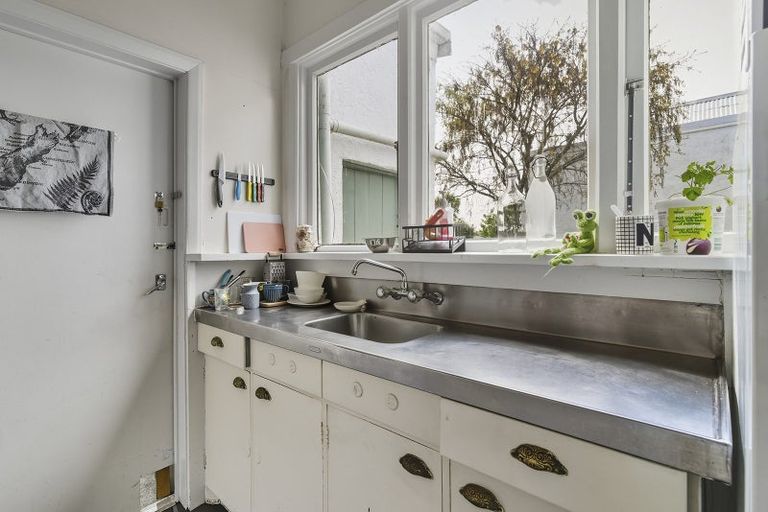 Photo of property in 82 Stafford Street, Dunedin Central, Dunedin, 9016