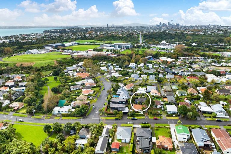 Photo of property in 65a Moa Road, Point Chevalier, Auckland, 1022