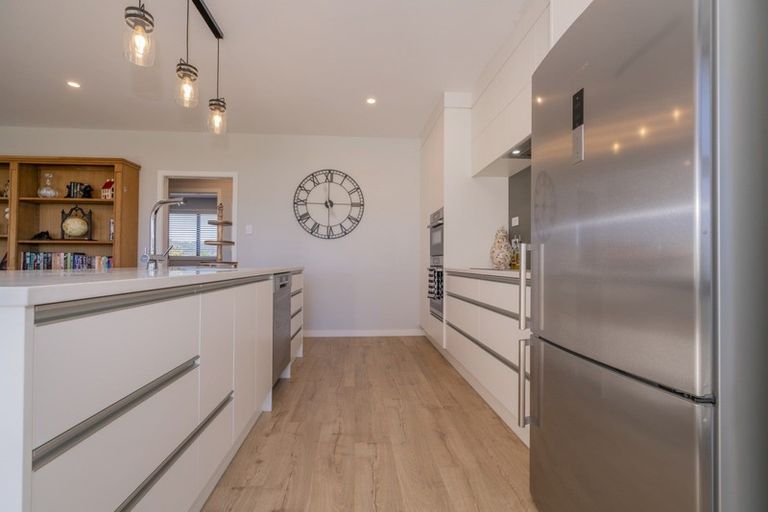 Photo of property in 131 Kupe Drive, Whitianga, 3510