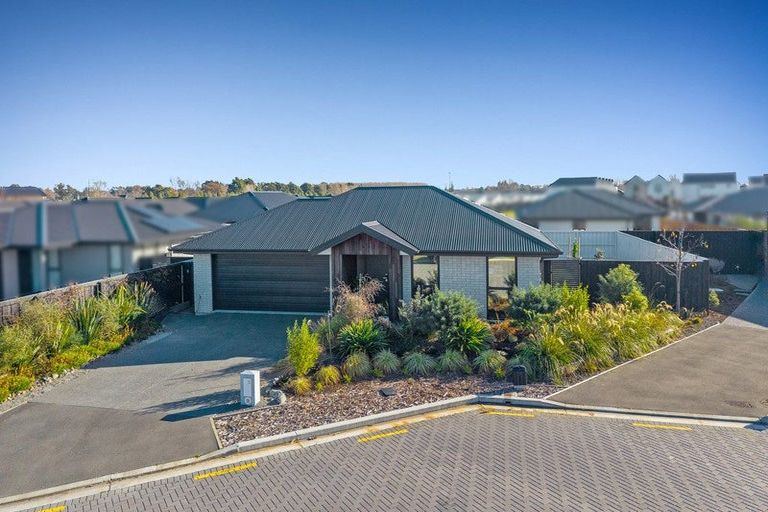 Photo of property in 5 Kaka Place, Halswell, Christchurch, 8025