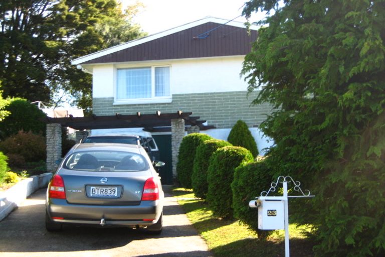 Photo of property in 23 Charters Street, Glenross, Dunedin, 9011