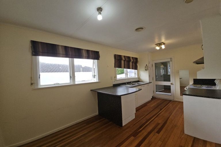 Photo of property in 69 Rangituhi Crescent, Takapuwahia, Porirua, 5022