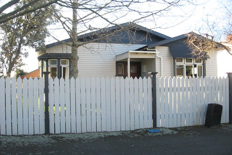 Photo of property in 223 College Street, West End, Palmerston North, 4412