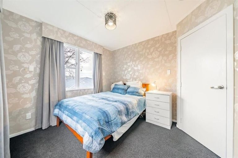 Photo of property in 86 Tirohanga Road, Tirohanga, Lower Hutt, 5010