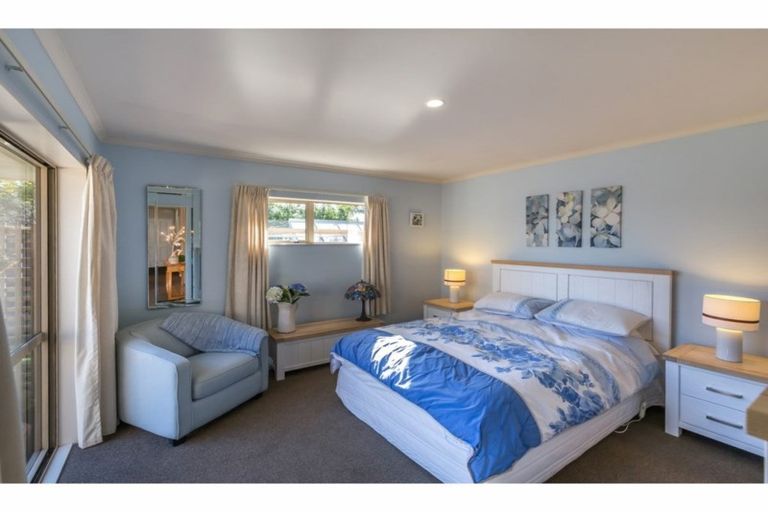 Photo of property in 21b Pine Avenue, New Brighton, Christchurch, 8061